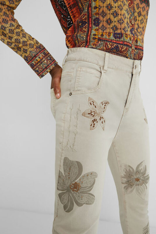 Desigual krémszínű nadrág Pant Kim - 40 - Desigual✅
