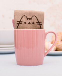Pusheen bögre zoknival - Pink Cupcake